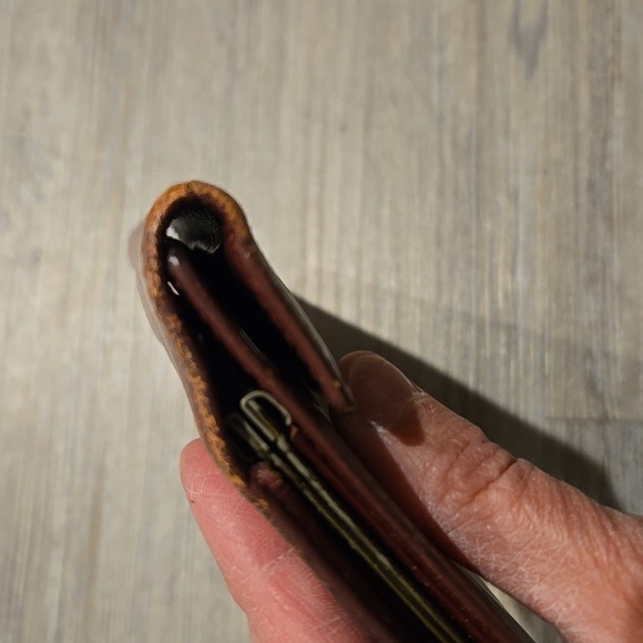 Vintage Bosca Wallet! - Picture 5 of 6